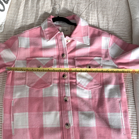 Plaid Shacket - Picture 4 of 5